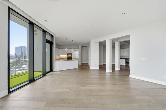 1409 Post Oak Boulevard 1602, Houston, TX 77056