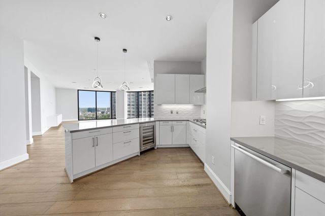 1409 Post Oak Boulevard 1602, Houston, TX 77056