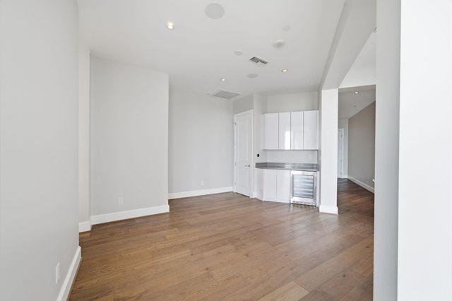 1409 Post Oak Boulevard 1602, Houston, TX 77056