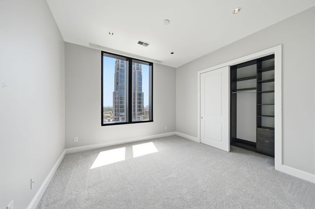 1409 Post Oak Boulevard 1602, Houston, TX 77056