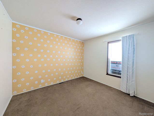 11045 Woodland Ridge Court, Green Oak Township, MI 48178