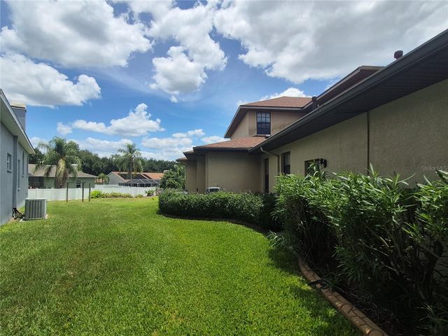 1224 CARRIAGE PARK DRIVE, Valrico, FL 33594