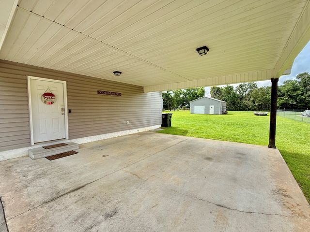 344 Lakeview, Hartford, AL 36344