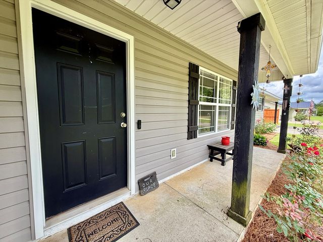 344 Lakeview, Hartford, AL 36344
