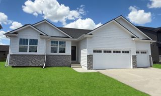 3412 5th Avenue SE, Altoona, IA 50009