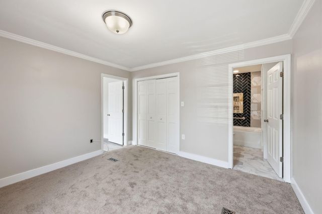 2016 Spruce Boulevard, North Charleston, SC 29406