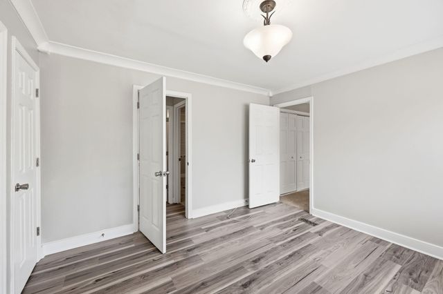 2016 Spruce Boulevard, North Charleston, SC 29406