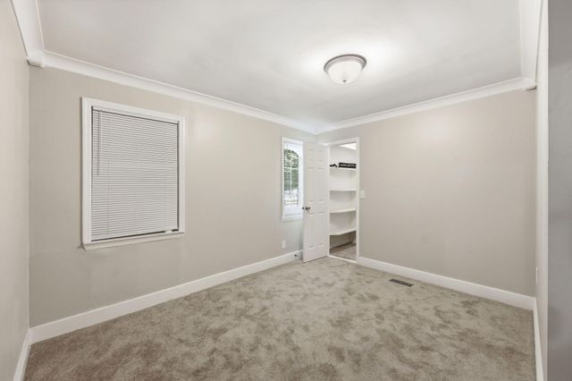 2016 Spruce Boulevard, North Charleston, SC 29406