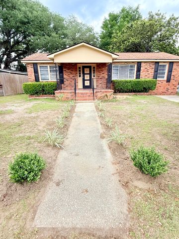 2016 Spruce Boulevard, North Charleston, SC 29406
