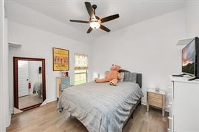 210 W Netleaf Court, Montgomery, TX 77316