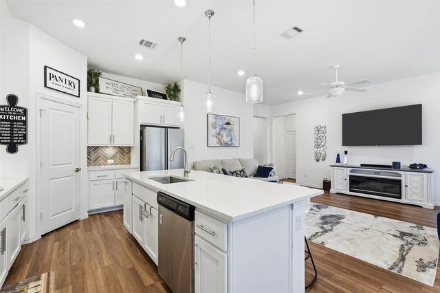 1864 Everglades Drive, Forney, TX 75126