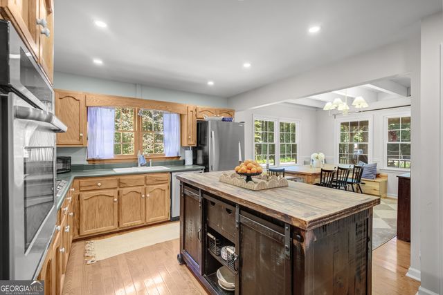 115 keyland Drive, Fayetteville, GA 30215
