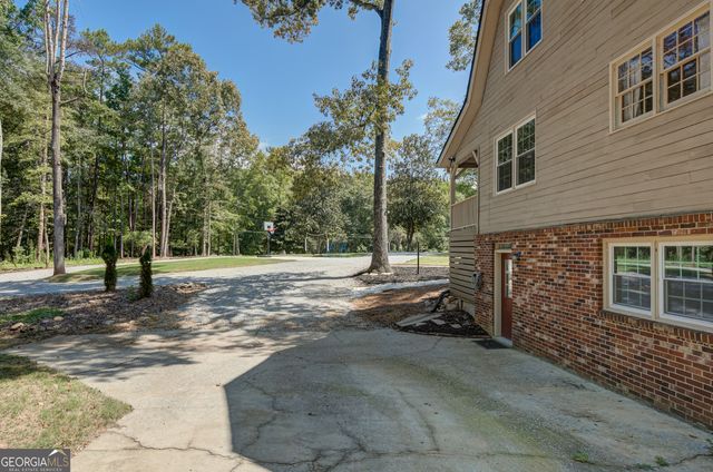 115 keyland Drive, Fayetteville, GA 30215