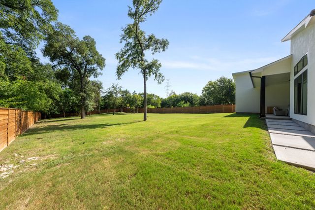 3115 GIBBS WILLIAMS Road, Dallas, TX 75233