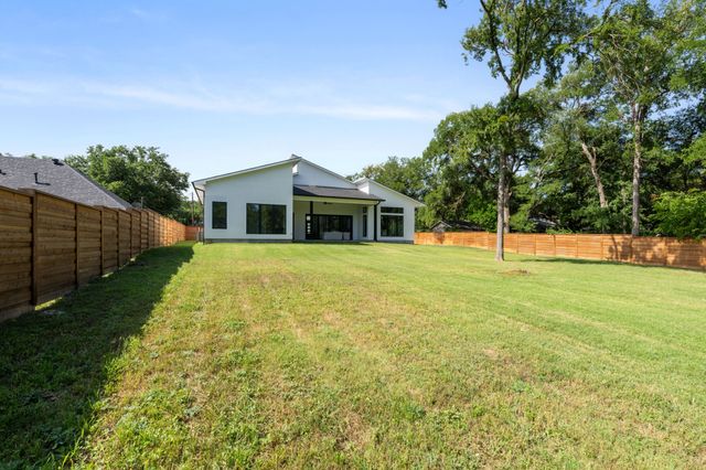 3115 GIBBS WILLIAMS Road, Dallas, TX 75233