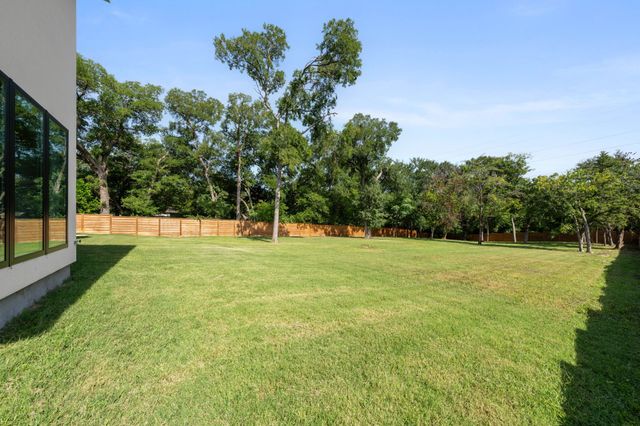 3115 GIBBS WILLIAMS Road, Dallas, TX 75233
