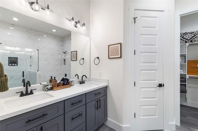 4802 Angleton Street A, Houston, TX 77033