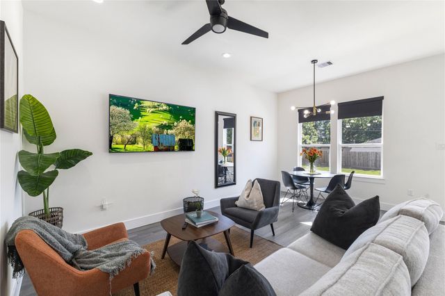 4802 Angleton Street A, Houston, TX 77033