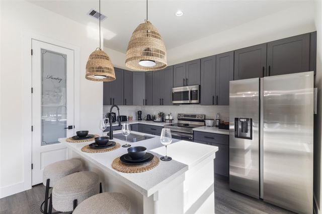 4802 Angleton Street A, Houston, TX 77033