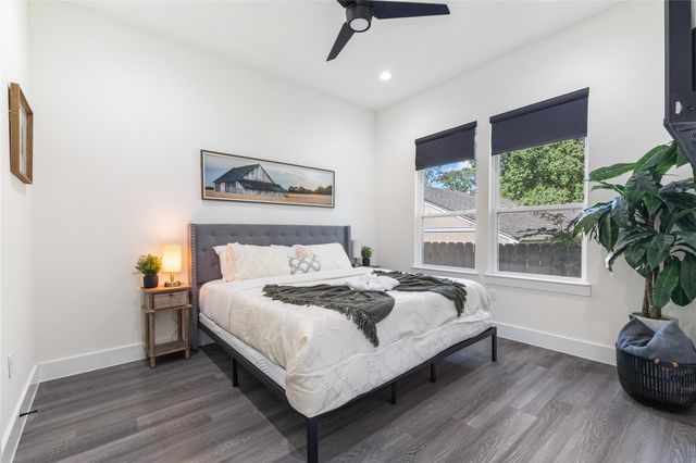 4802 Angleton Street A, Houston, TX 77033