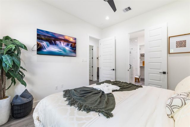 4802 Angleton Street A, Houston, TX 77033