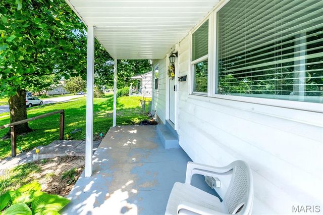 245 Commerce Avenue, Kirkwood, MO 63122