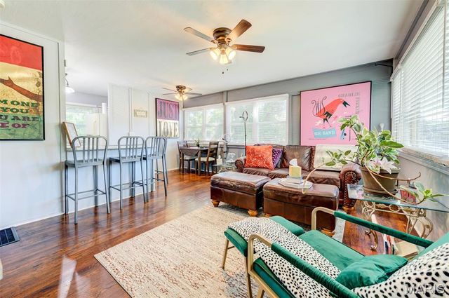 245 Commerce Avenue, Kirkwood, MO 63122