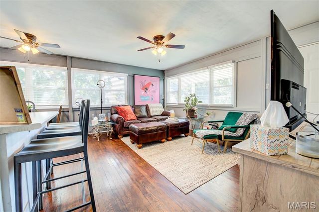 245 Commerce Avenue, Kirkwood, MO 63122