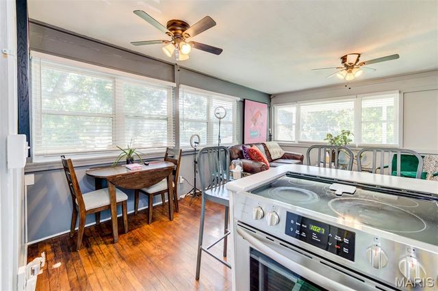 245 Commerce Avenue, Kirkwood, MO 63122