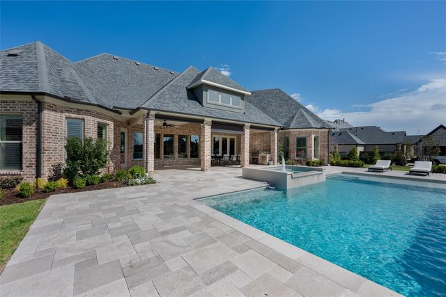 658 Louise Drive, Fairview, TX 75069