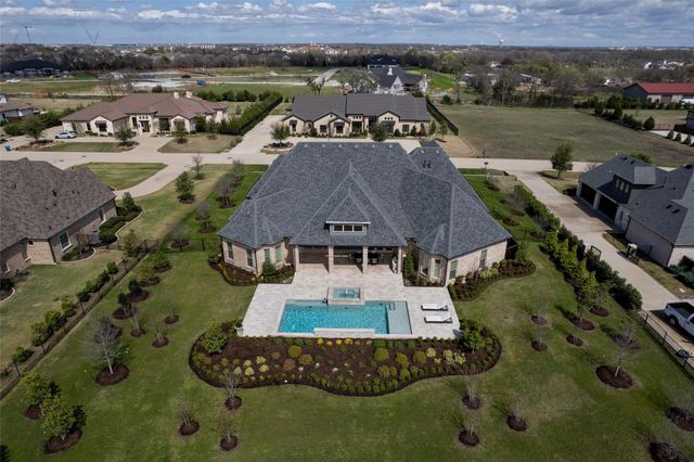 658 Louise Drive, Fairview, TX 75069