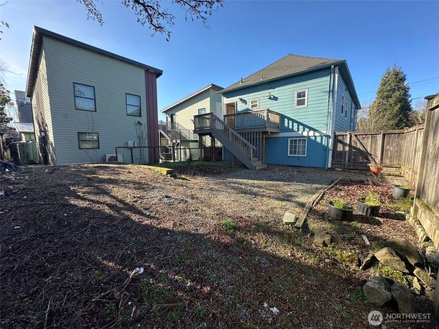 234 21st Avenue E, Seattle, WA 98112