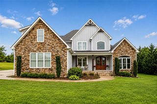 20 Ione Circle, Williamston, SC 29697