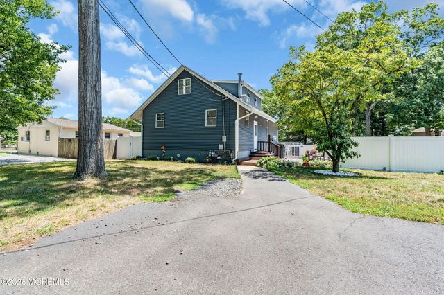 241 Old Squan Road, Brick, NJ 08724