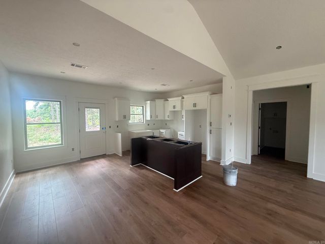 37 Summer Sky Drive, Greenbrier, AR 72058