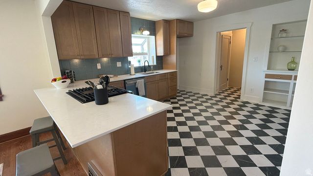 4883 S CENTER ST, Murray, UT 84107