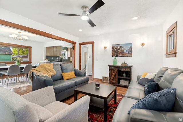 4883 S CENTER ST, Murray, UT 84107