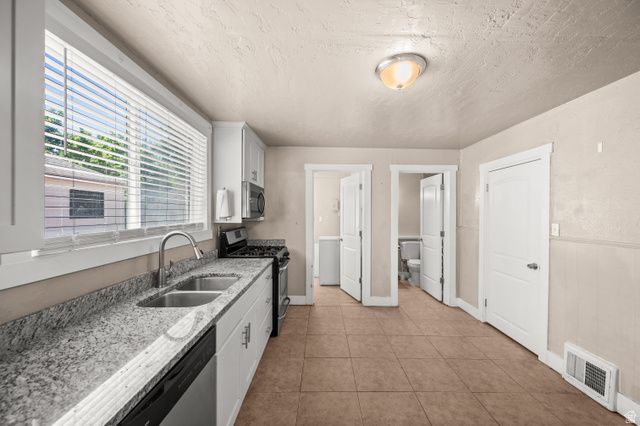 1927 S ECCLES AVE, Ogden, UT 84401