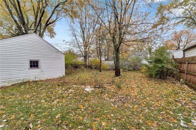 121 Willow Breeze Road, Tonawanda, NY 14223