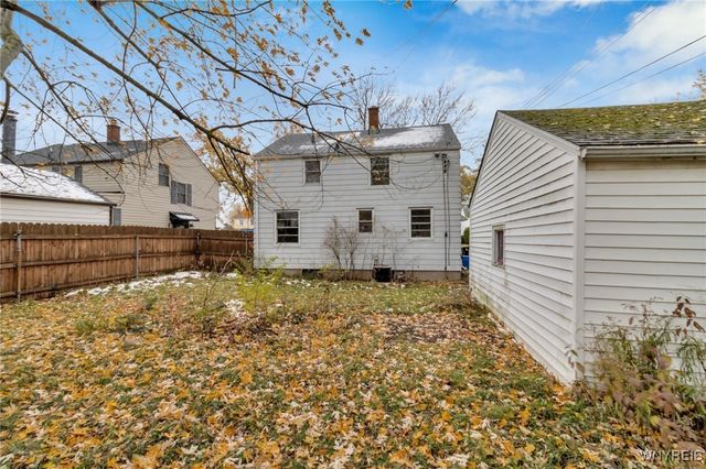 121 Willow Breeze Road, Tonawanda, NY 14223