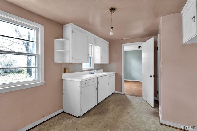 121 Willow Breeze Road, Tonawanda, NY 14223