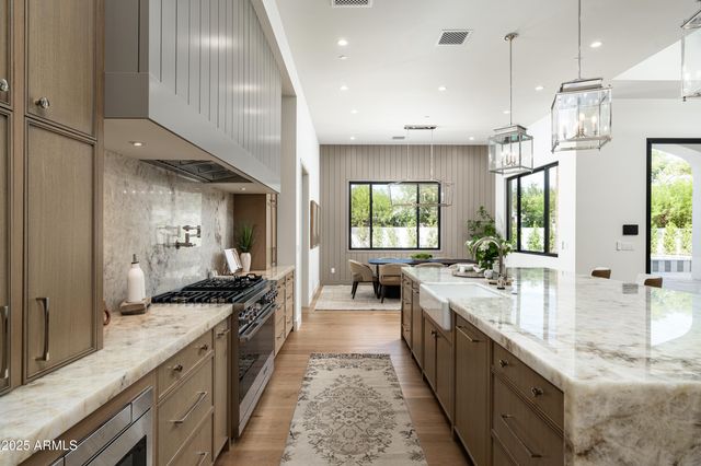 6302 E CALLE DEL NORTE --, Scottsdale, AZ 85251