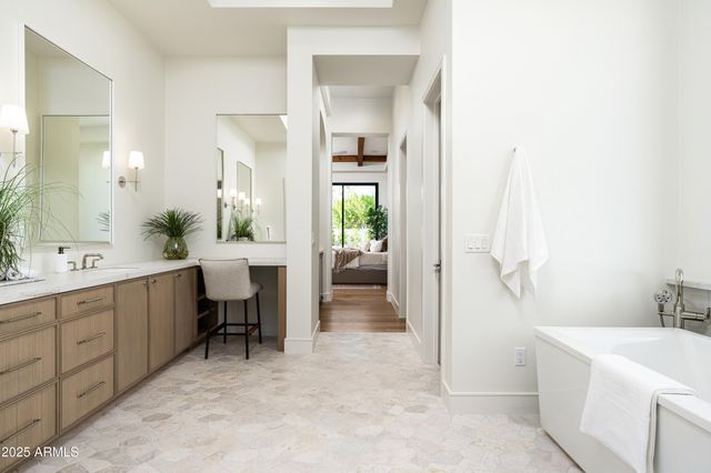 6302 E CALLE DEL NORTE --, Scottsdale, AZ 85251