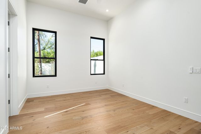 6302 E CALLE DEL NORTE --, Scottsdale, AZ 85251