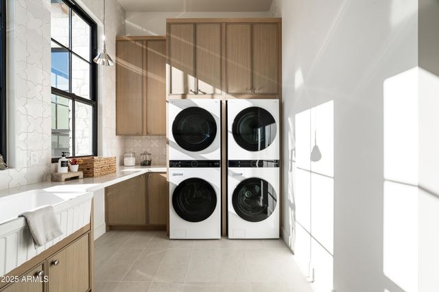 6302 E CALLE DEL NORTE --, Scottsdale, AZ 85251