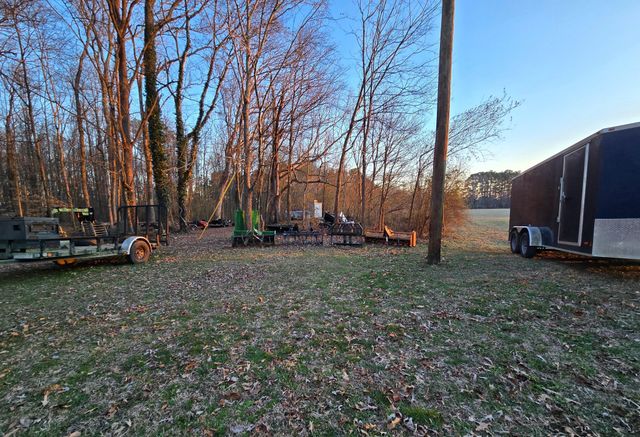 12 Hancock RD, Fayetteville, TN 37334