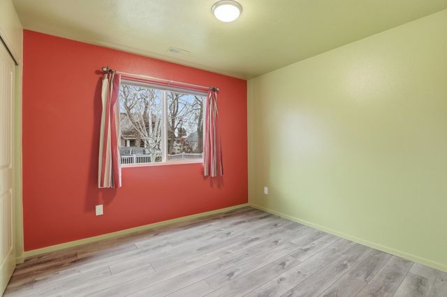 1023 W Montgomery Ave, Spokane, WA 99205