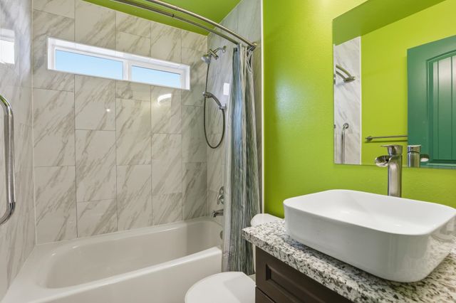 1023 W Montgomery Ave, Spokane, WA 99205