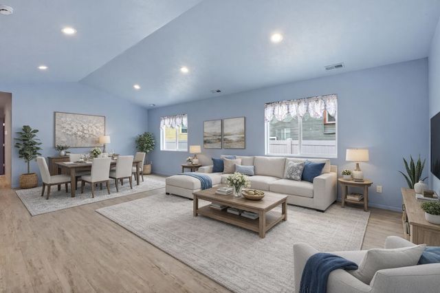 1023 W Montgomery Ave, Spokane, WA 99205