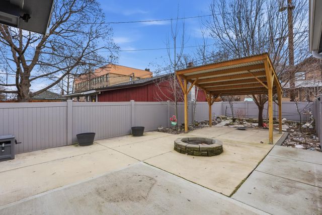 1023 W Montgomery Ave, Spokane, WA 99205